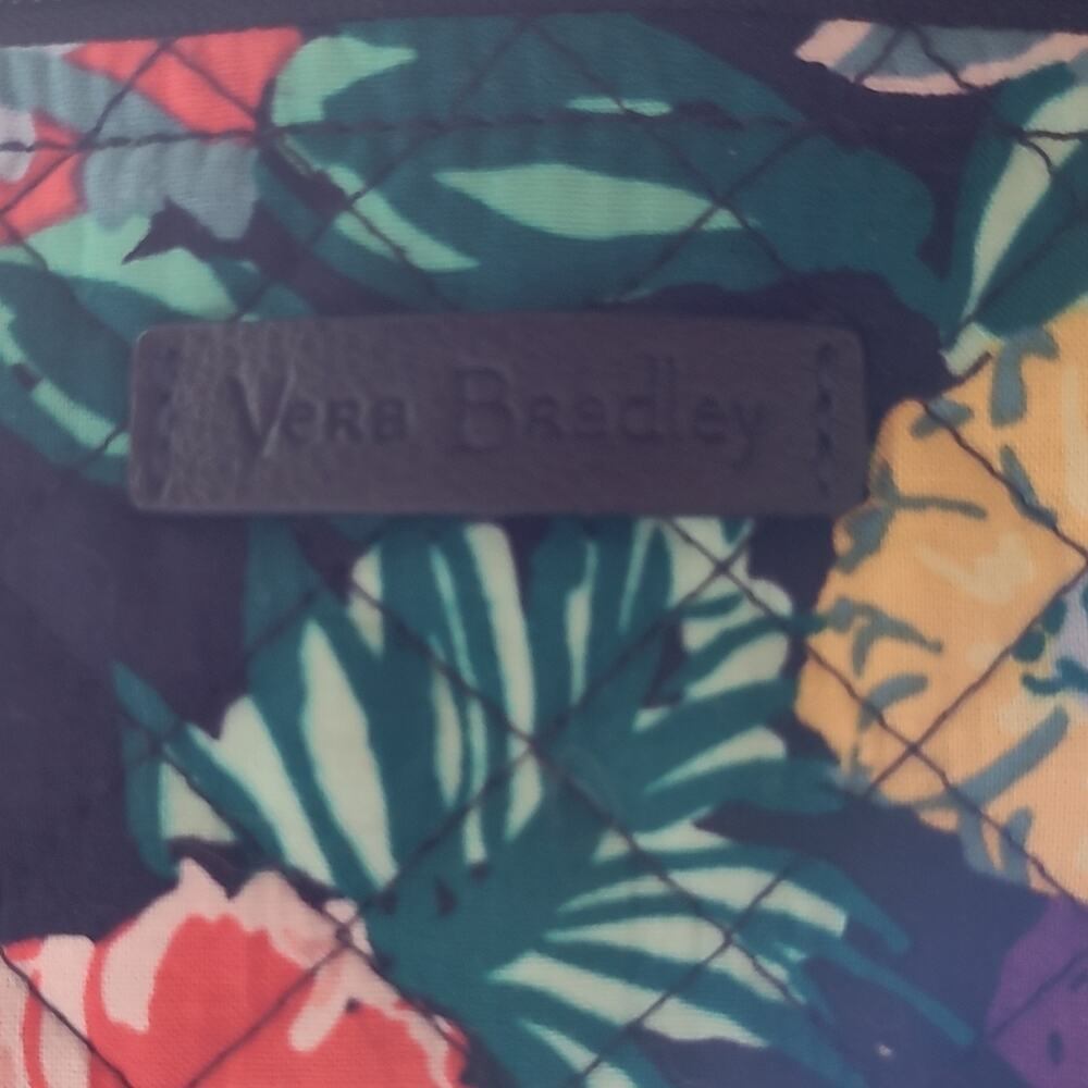 NWOT Vera Bradley Happy Blooms Large Travel Duffel Bag Quilted Floral Luggage - Picture 6 of 10